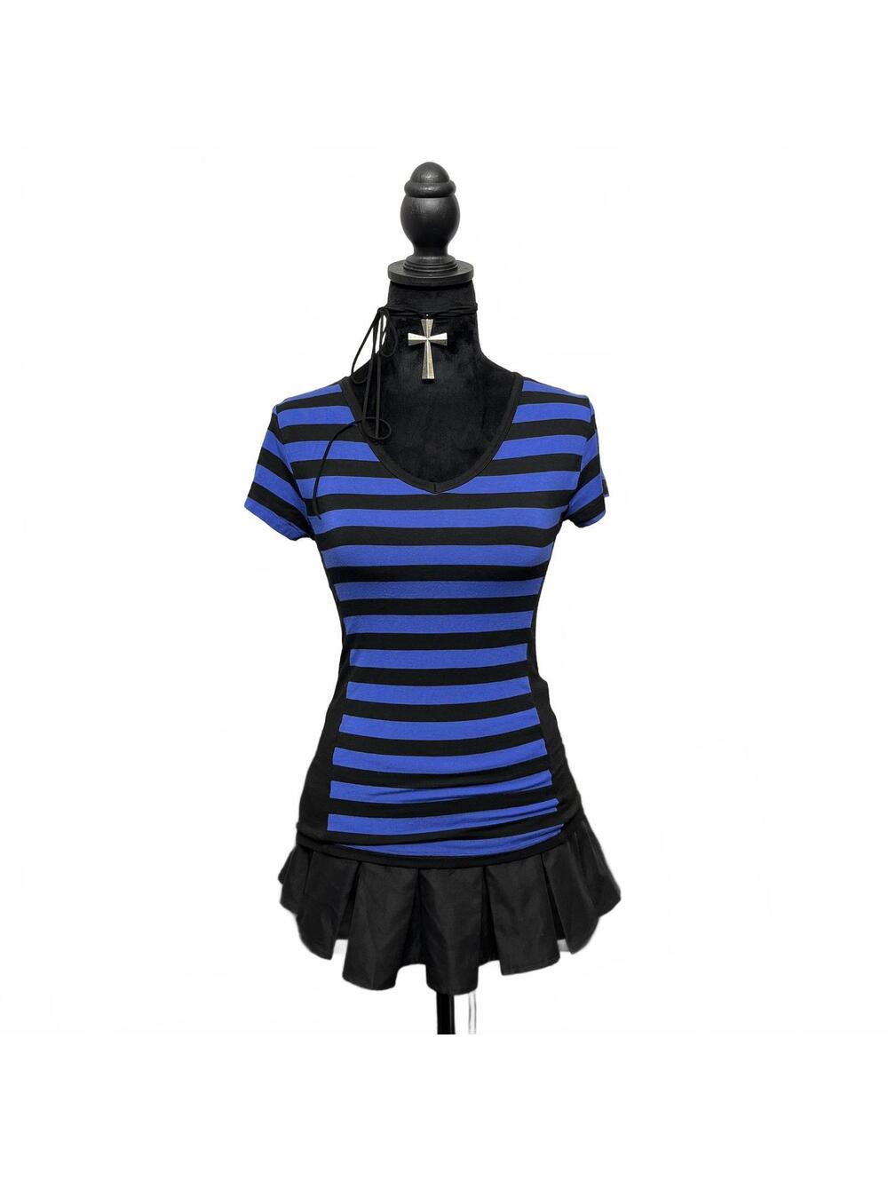 Candy Couture Sz M Purple & Black Striped Fitted V Neck T-Shirt Grunge Goth Emo